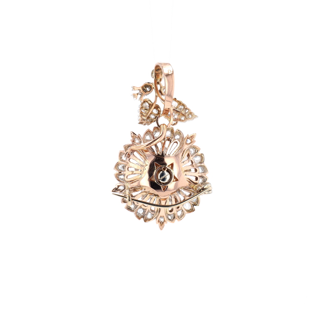 Collier Pendentif Blossom, or rose et diamants - Catégories de